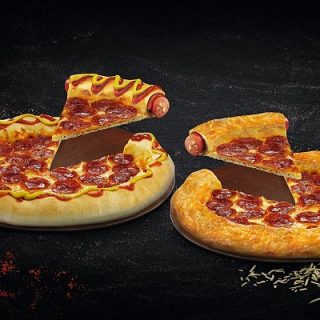 FAST FOOD NEWS: Pizza Hut Chillidog and Cheesydog Hot Dog Stuffed Crust 5