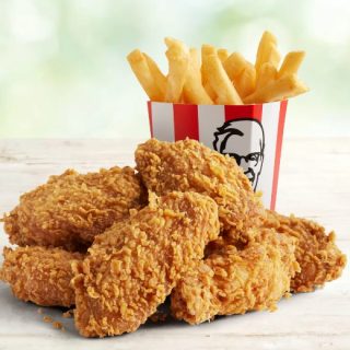 DEAL: KFC - 6 Wicked Wings & Regular Chips for $7.95 via App or Website 5