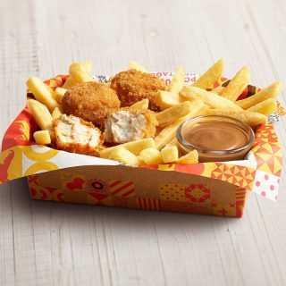 DEAL: Oporto - $9.95 Bites & Chips Box via Online or App 8