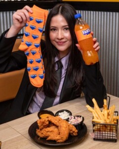 Nene Chicken Offers Free Coca-Cola Socks with Large Combo Purchase 3