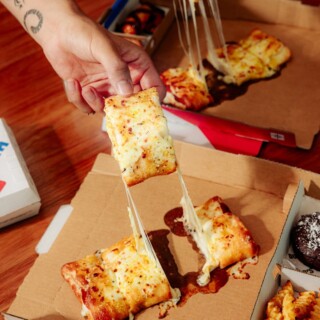 Domino’s Launches Hot Honey Stuffed Cheesy Bread Range 5 Domino’s Launches Hot Honey Stuffed Cheesy Bread Range 5