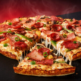 Domino's Brings Back the Edge Crust for $3 Extra 8 Domino’s Edge Crust